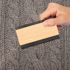 Cashmere Comb, Wool Swetater Comb - Removes Pills & Fuzz from Clothing